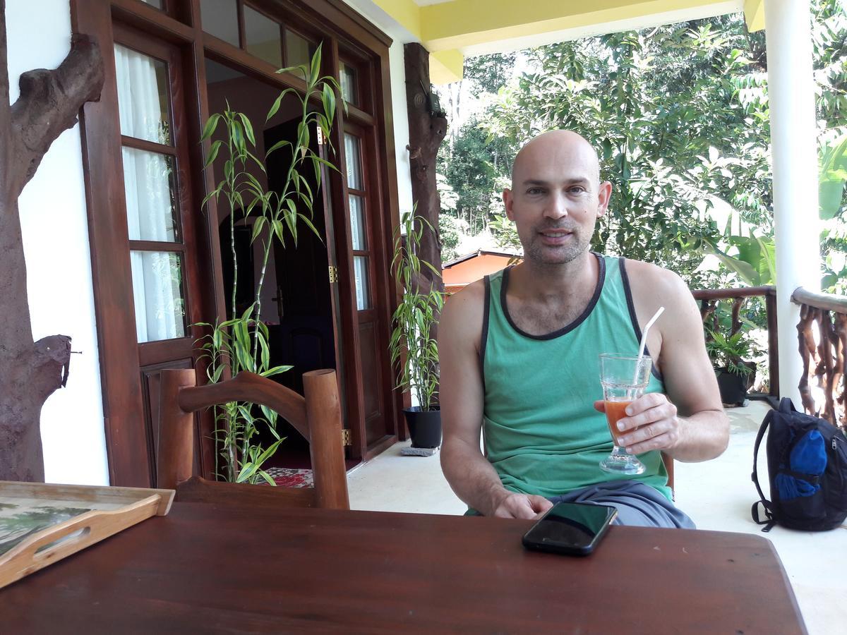Bed and Breakfast La Rochelle Элла Экстерьер фото